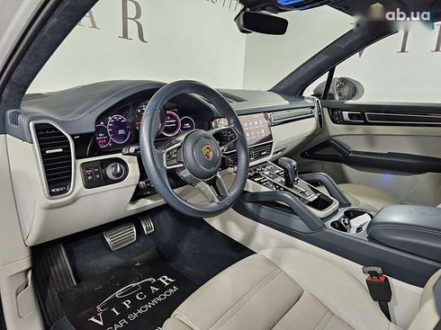 Porsche Cayenne 2022 - фото 22