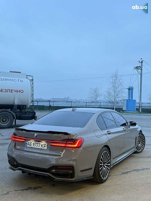 BMW 7 серия 2020 - фото 12