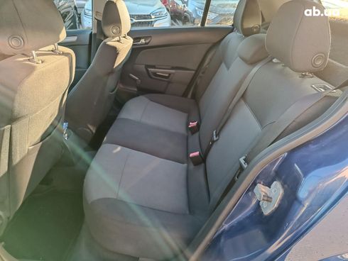 Opel Astra 2006 синий - фото 12