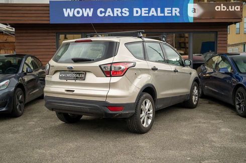 Ford Escape 2017 - фото 8