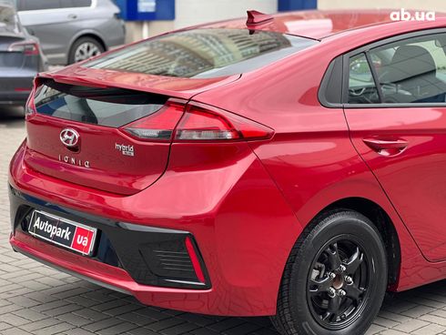 Hyundai Ioniq 2019 красный - фото 6