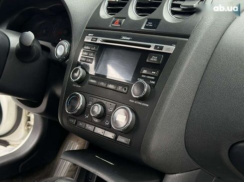 Nissan Altima 2010 - фото 17