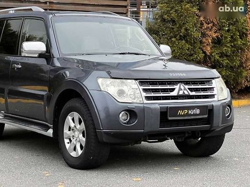 Mitsubishi Pajero Wagon 2009 - фото 9