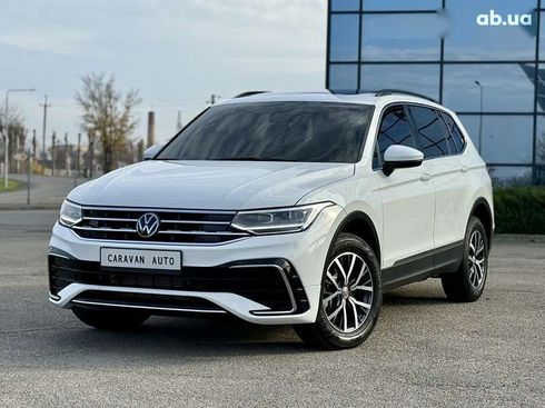 Volkswagen Tiguan 2021 - фото 8
