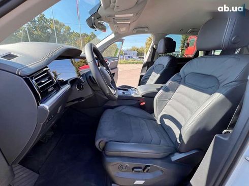Volkswagen Touareg 2020 - фото 15