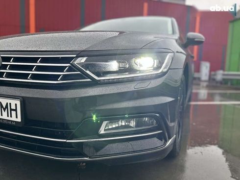 Volkswagen Passat 2018 - фото 26