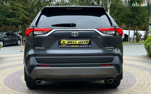 Toyota RAV4 2021 - фото 6