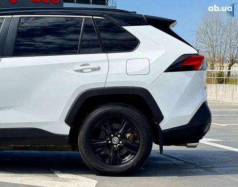 Toyota RAV4 2019 - фото 16