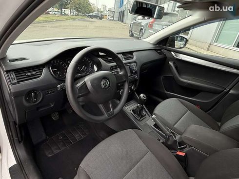 Skoda Octavia 2016 - фото 15