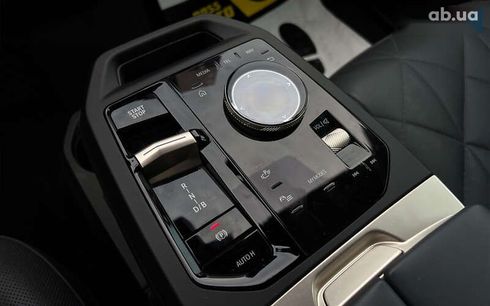 BMW iX 2023 - фото 30
