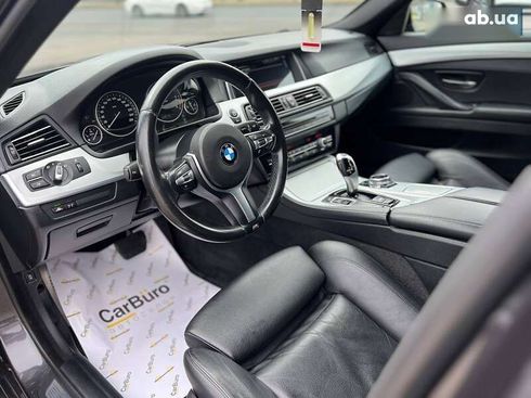 BMW 5 серия 2014 - фото 17