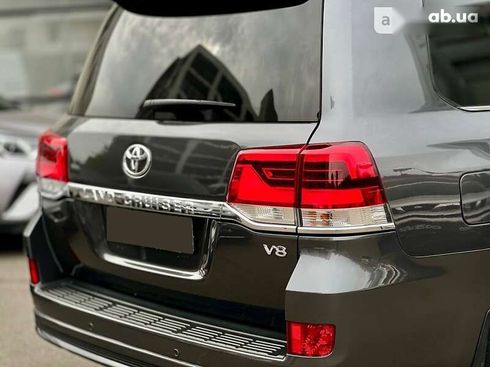 Toyota Land Cruiser 2019 - фото 5