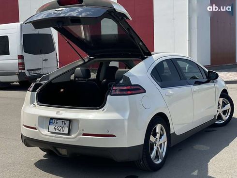 Chevrolet Volt 2011 - фото 12