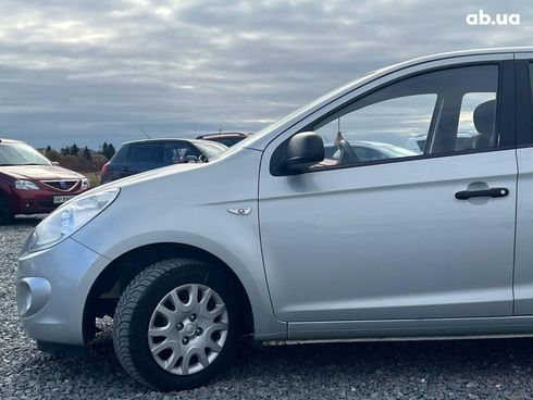 Hyundai i20 2011 серый - фото 5