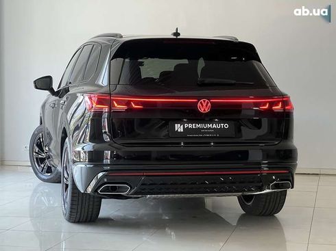 Volkswagen Touareg 2024 - фото 8