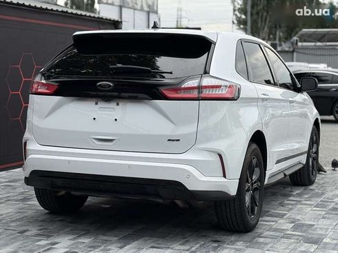 Ford Edge 2022 - фото 10