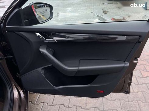 Skoda Octavia 2019 - фото 29