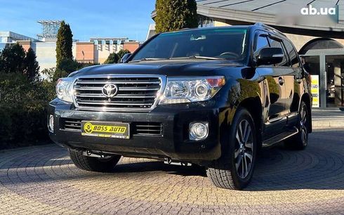 Toyota Land Cruiser 2013 - фото 3