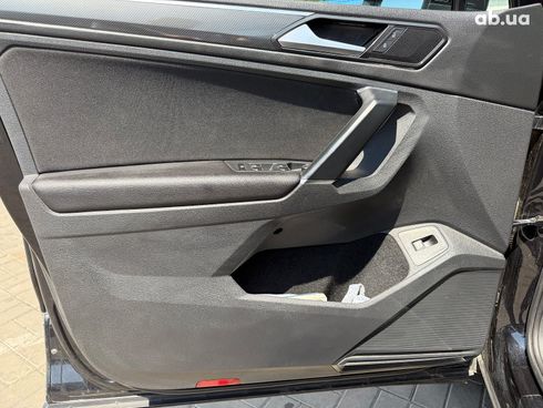 Volkswagen Tiguan 2017 черный - фото 19