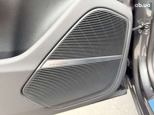 Audi SQ8 2025 - фото 25