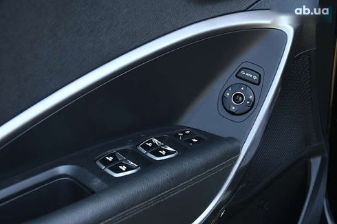 Hyundai Santa Fe 2016 - фото 28