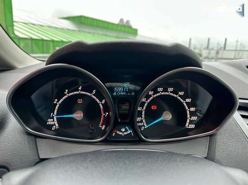 Ford Fiesta 2015 - фото 22