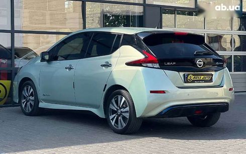 Nissan Leaf 2018 - фото 4