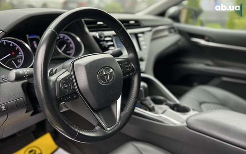 Toyota Camry 2019 - фото 20