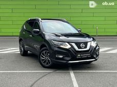 Продажа б/у Nissan Rogue 2016 года - купить на Автобазаре