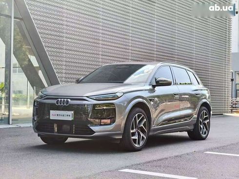Audi Q6 e-tron 2025 - фото 2