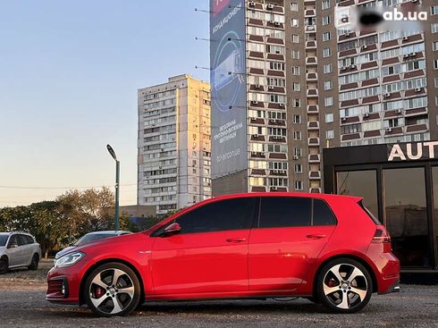 Volkswagen Golf GTI 2018 - фото 10