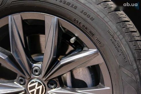 Volkswagen Tiguan 2021 - фото 14