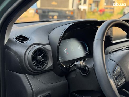 Hyundai i10 2024 зеленый - фото 22