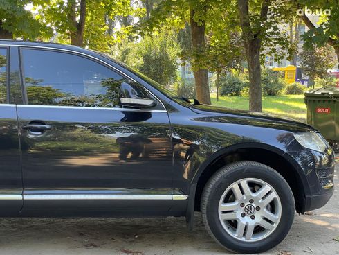 Volkswagen Touareg 2008 черный - фото 6