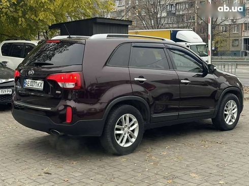 Kia Sorento 2013 - фото 9