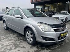 Продаж вживаних Opel Astra 2009 року в Чернівцях - купити на Автобазарі