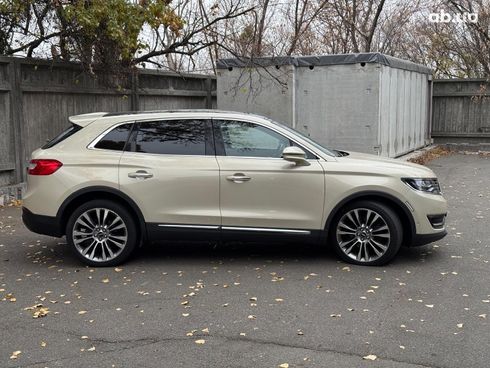 Lincoln MKX 2015 бежевый - фото 14