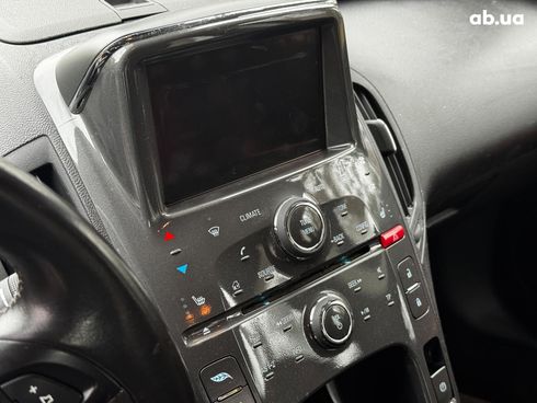 Chevrolet Volt 2012 белый - фото 34