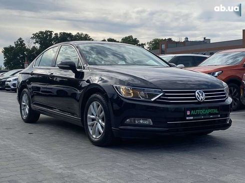 Volkswagen Passat 2017 - фото 9