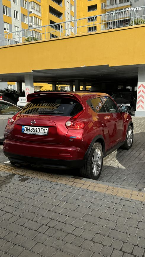 Nissan Juke 2012 красный - фото 11