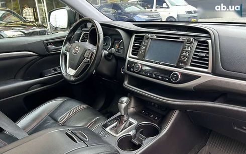 Toyota Highlander 2018 - фото 12