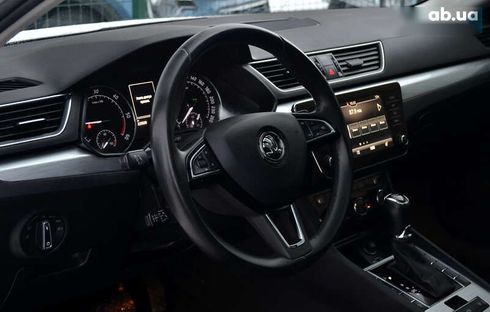 Skoda Superb 2019 - фото 26