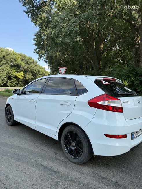 ЗАЗ Forza 2015 белый - фото 2