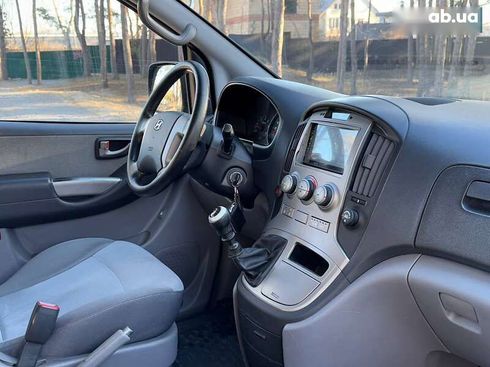 Hyundai H-1 2015 - фото 27