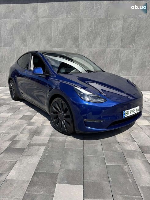 Tesla Model Y 2023 - фото 8