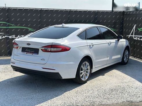 Ford Fusion 2019 - фото 2