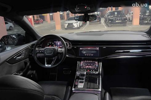 Audi Q8 2020 - фото 30