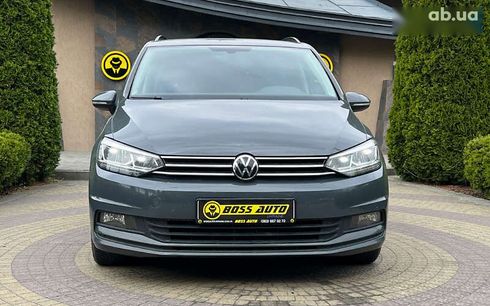 Volkswagen Touran 2020 - фото 2