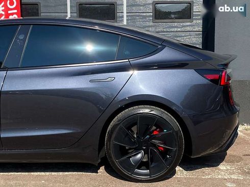 Tesla Model 3 2024 - фото 6