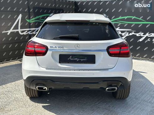 Mercedes-Benz GLA-Класс 2019 - фото 4